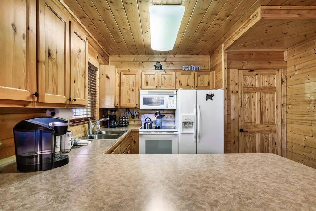 Groot'S Place - 5 Min To Main Parkway!! Пиджен Фордж Екстериор снимка